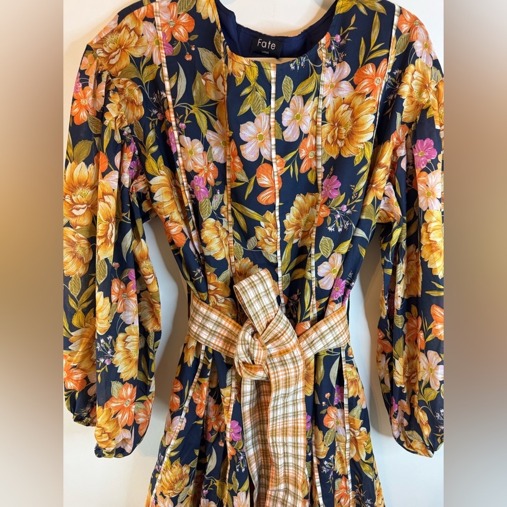 NEW Fate Floral Daydream Mini Dress Balloon Sleeves Contrasting Plaid Belt - Picture 4 of 12